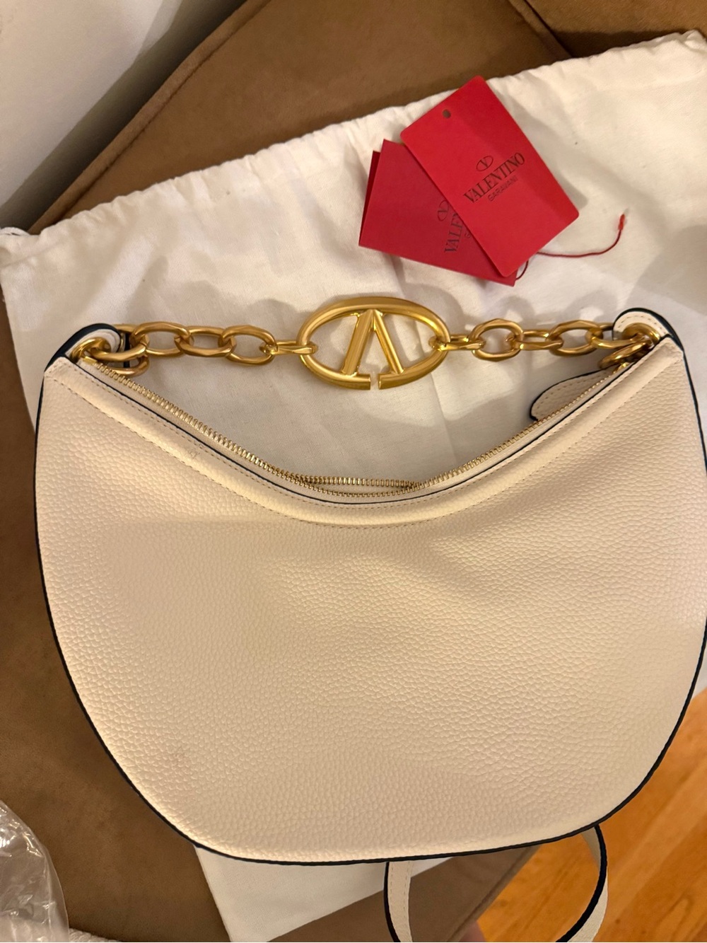 Valentino Cream Pebbled Leather Shoulder Bag with Gold Chain V Logo